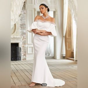 NWOT Off Shoulder Mermaid Hem  Dress never worn